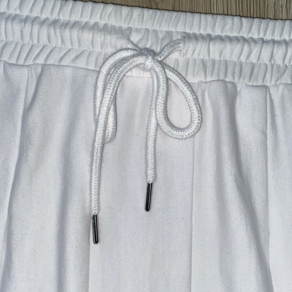 White Pleated Tennis Skirt - Picture 3 of 5